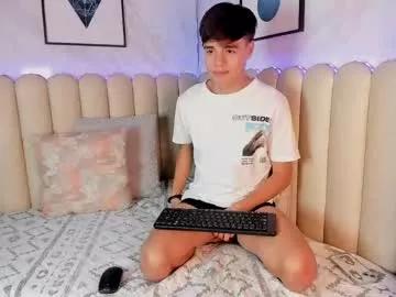 Freechat sweet_petter on Chaturbate