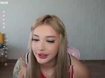 Freechat vickyfuckingdoll on Chaturbate