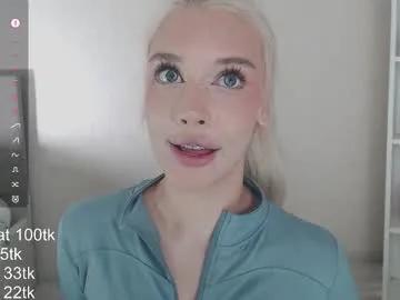 Freechat vickyfuckingdoll on Chaturbate