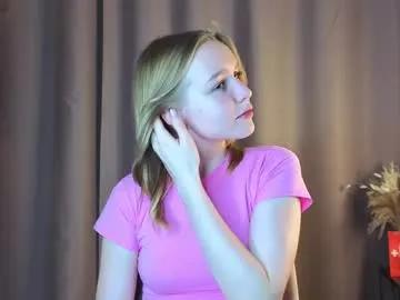 Freechat yangsperanza on Chaturbate