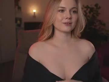 your_kat — New video in bio! Fav pattern 150 tkns 4 days before vacations - Goal: handbra tease #natural #big #boobs #lovense #naked