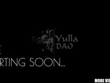 yulladao on Chaturbate 