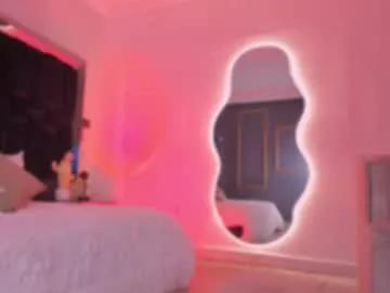 Freechat zoevidal_ on Chaturbate