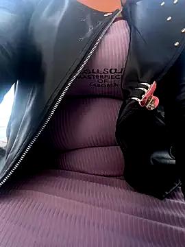 StripChat -Mia1 is Freechat -Mia1 — Big Squirt Today