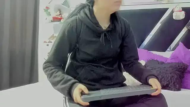 Freechat abby_eemily on StripChat