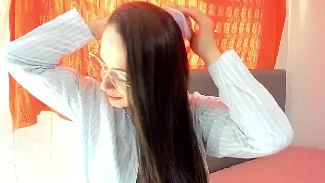 Private angela_nix on StripChat