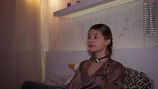 Freechat AnneVerity on StripChat