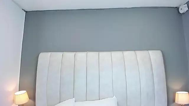 Freechat Ashleyy23x on StripChat