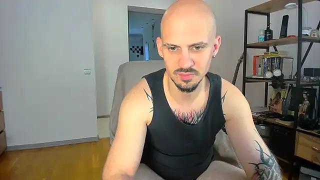 AssHunter4k on StripChat 