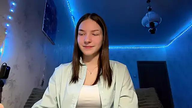 StripChat Beauty_miIa is Freechat Beauty_miIa — Body tour closely and suck fingers