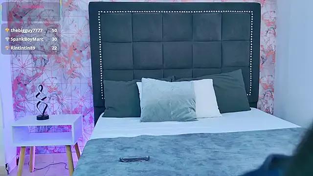 Becca_Grims on StripChat 