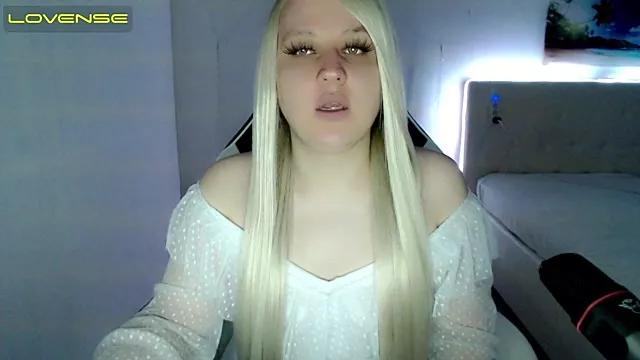 Freechat camsmiley on StripChat