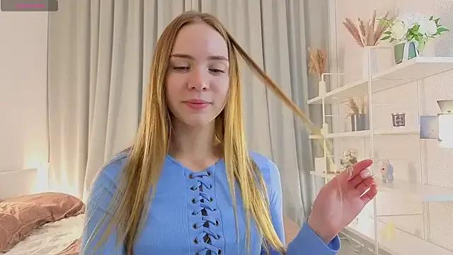 CarollSmithh — *** Lick lips ***