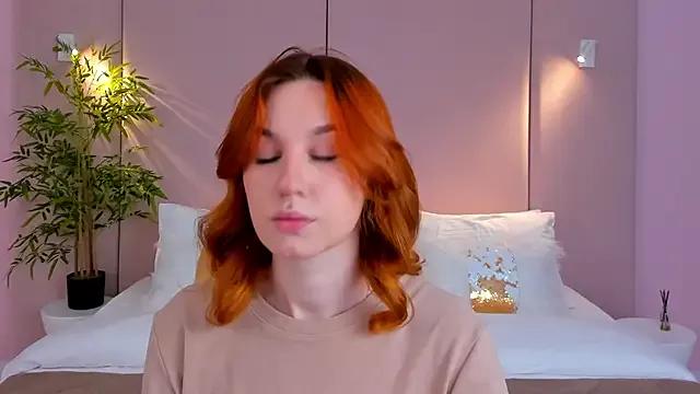 Freechat ClaireMathis on StripChat