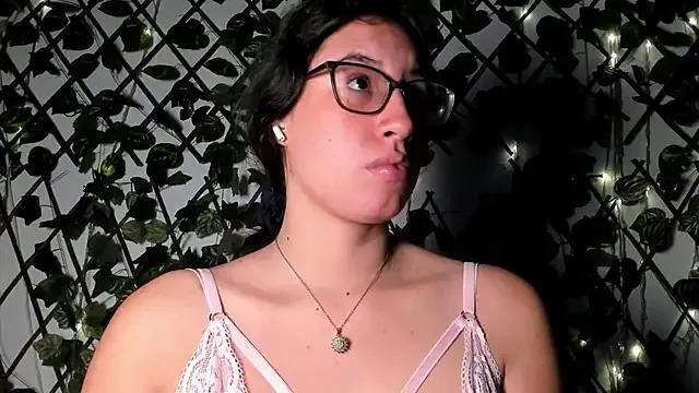 StripChat CoralineSanchez is Freechat CoralineSanchez — CONTROL TOTAL 2MIN
