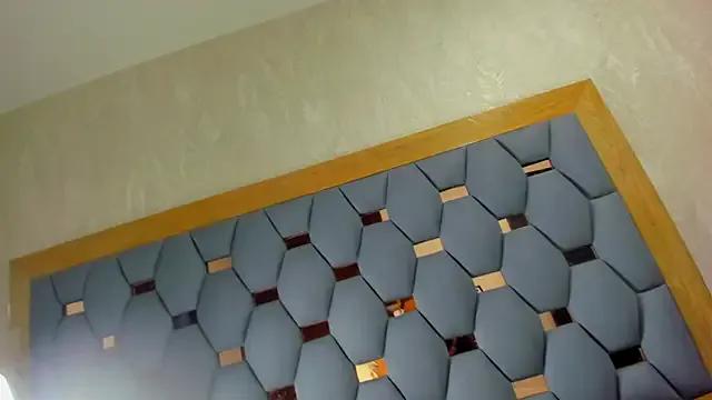 Freechat crystal_sm on StripChat