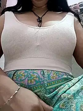 Group cute-mahek on StripChat