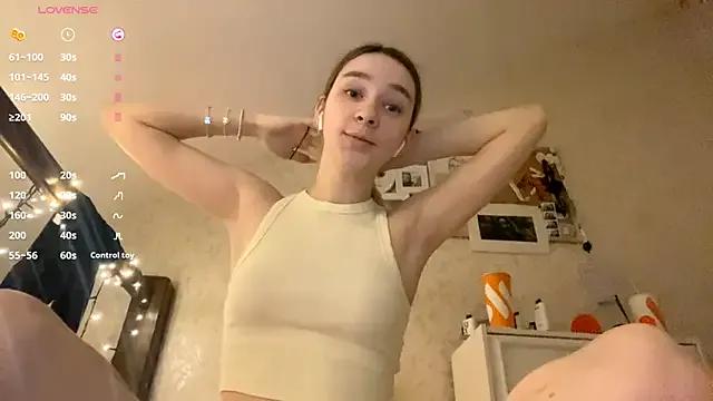 DanaCore on StripChat 