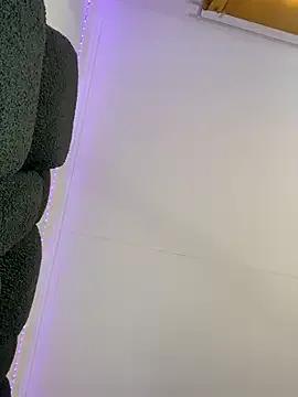 Freechat Diamondpussy97 on StripChat