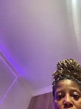 Freechat Diamondpussy97 on StripChat