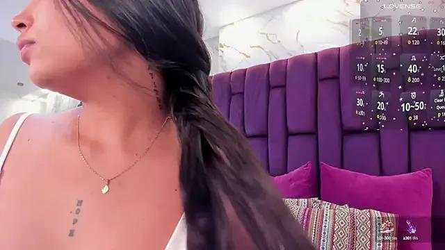 emma_carterr1 on StripChat 