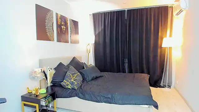 EnergyBunny_1 on StripChat 