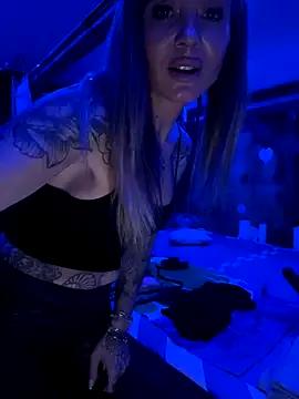 Group Etwas_neugierig on StripChat