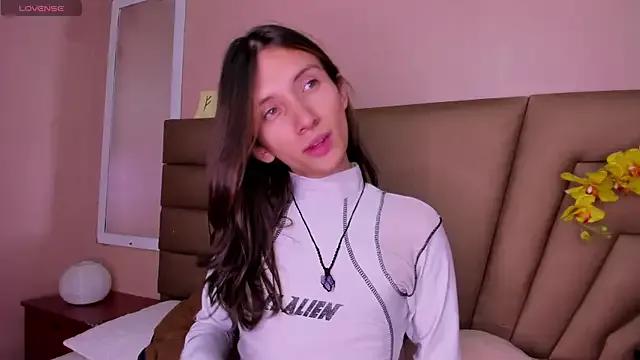 Freechat Feniix__ on StripChat