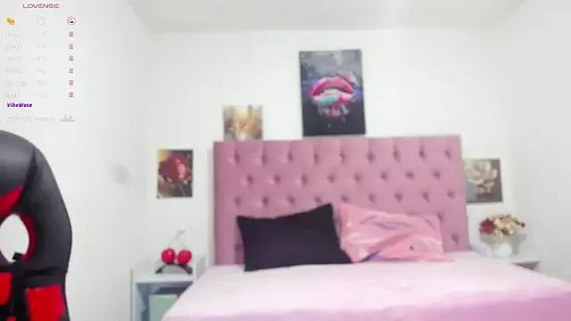 Greicy_wish — Masturbate and big squirt