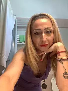 Freechat harleyejoker1 on StripChat