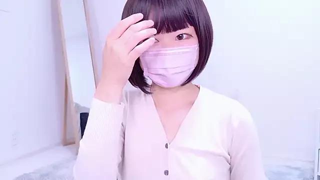 Group Im_Yu-na on StripChat