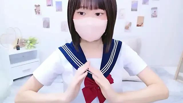 Group Im_Yu-na on StripChat