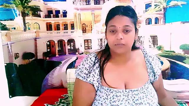 StripChat IndianYummy is Freechat IndianYummy — flash boob