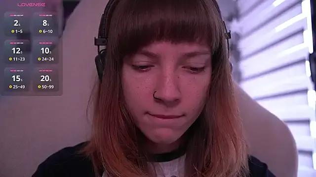 Freechat juliapie on StripChat