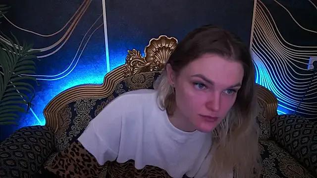 StripChat KateSly is Freechat KateSly — make me smile