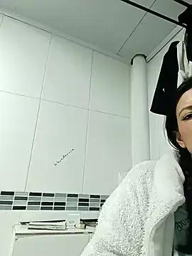 Freechat kim_lebanon on StripChat