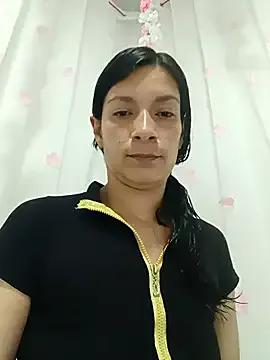 Freechat kim_lebanon on StripChat