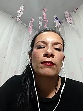 Freechat kim_lebanon on StripChat