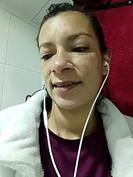 Freechat kim_lebanon on StripChat