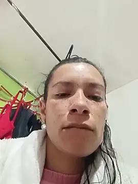 Freechat kim_lebanon on StripChat