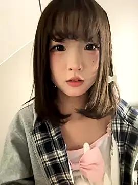 lelebaybay888 on StripChat 