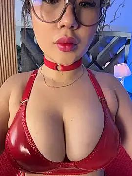 StripChat LylaLee111 is Freechat LylaLee111 — MESSY DEEPTHROAT AND CUM