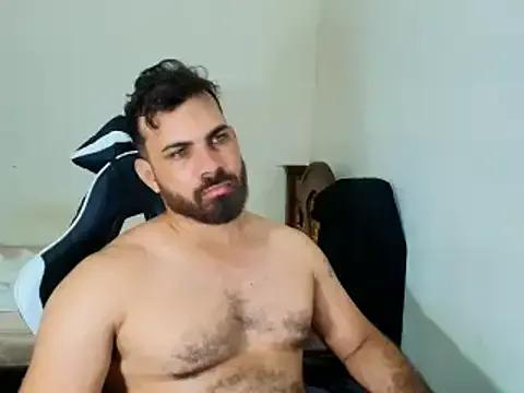 Freechat max_love255 on StripChat