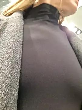 StripChat Miss____Mia_ is Freechat Miss____Mia_ — Squirt