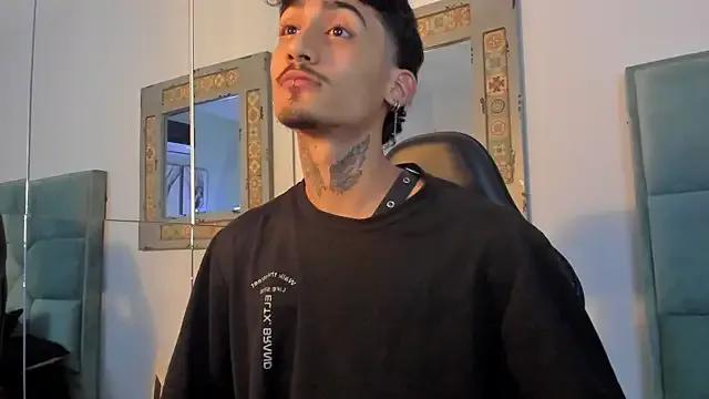 Freechat Mr_Strike on StripChat