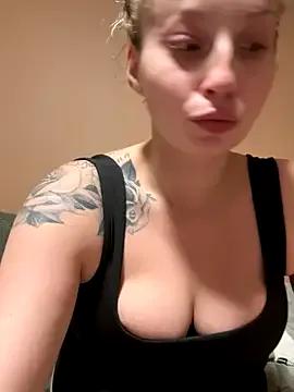 Mrs_Mr_007 — Play with tits