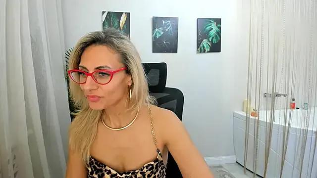 StripChat MuseOfStage is Freechat MuseOfStage — erotic dance