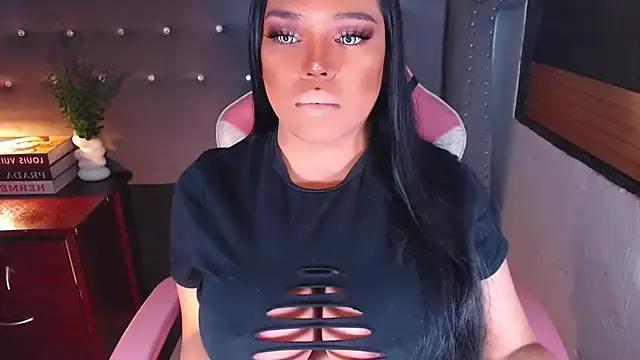 Freechat NancySy on StripChat