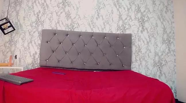 Freechat nickyminach_ on StripChat