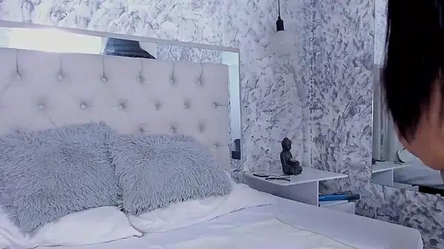 Freechat Nicolqueen_ on StripChat